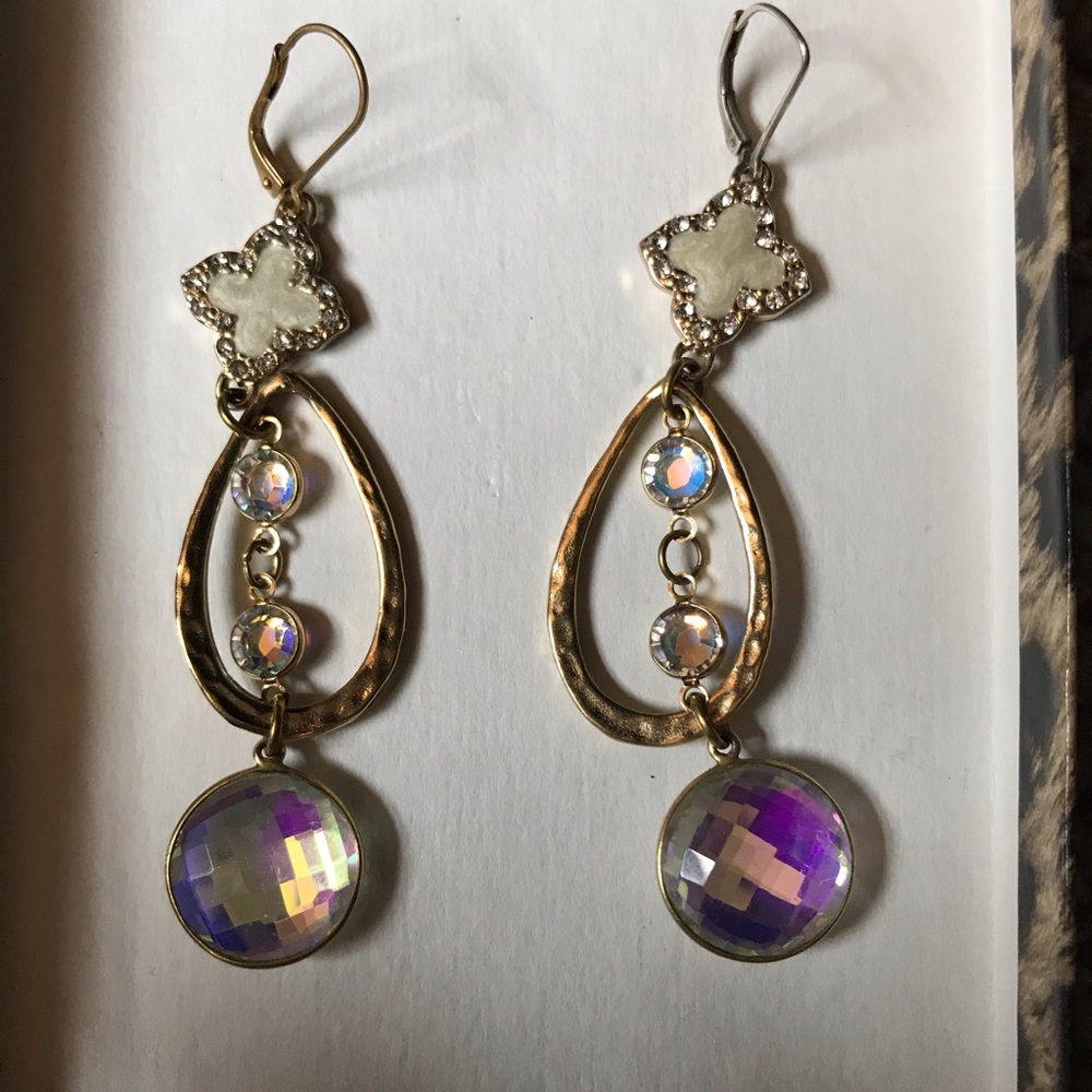 Gold prom earrings